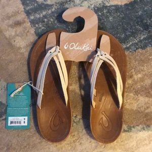 OluKai U’i Leather Beach Sandal W6
